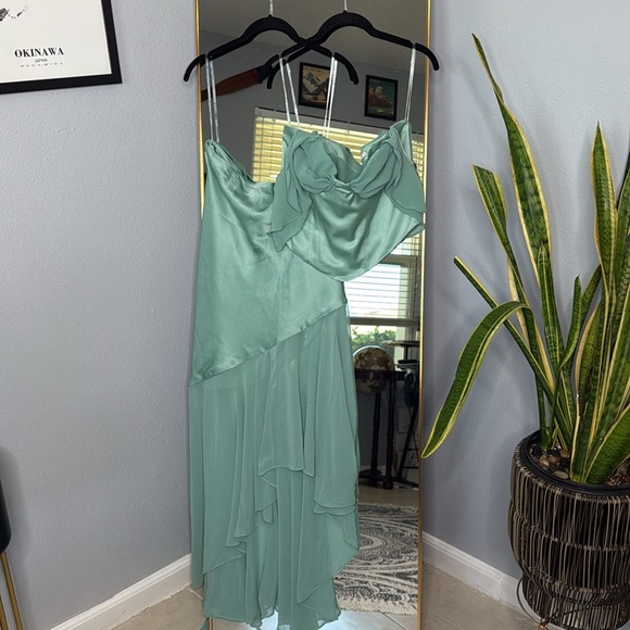 House Of CB Set 'Isabella' & 'Lila' Jade Ruffle Sleeve Maxi Skirt NWOT - Picture 14 of 14